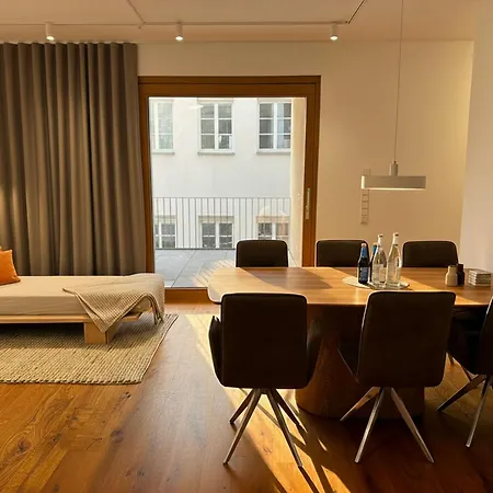 Apartmán Raritaet Am Rathaus • Terrasse • Parken • 6 Gaeste