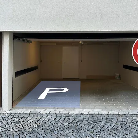 Raritaet Am Rathaus • Terrasse • Parken • 6 Gaeste * Augsburg